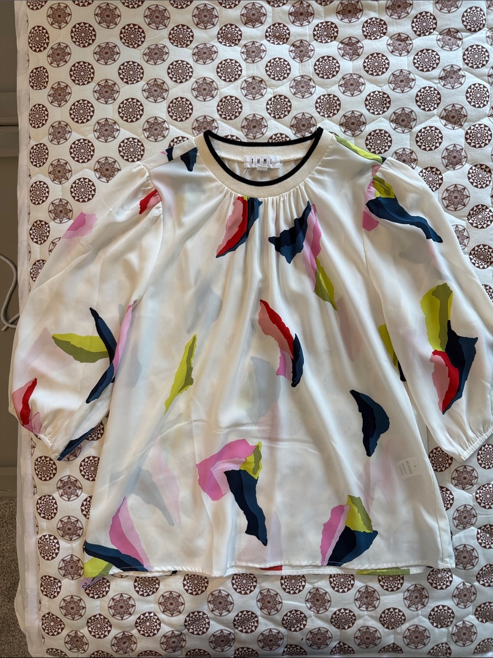 THML White Abstract Floral Puff-Sleeve Blouse with Multicolor Accents